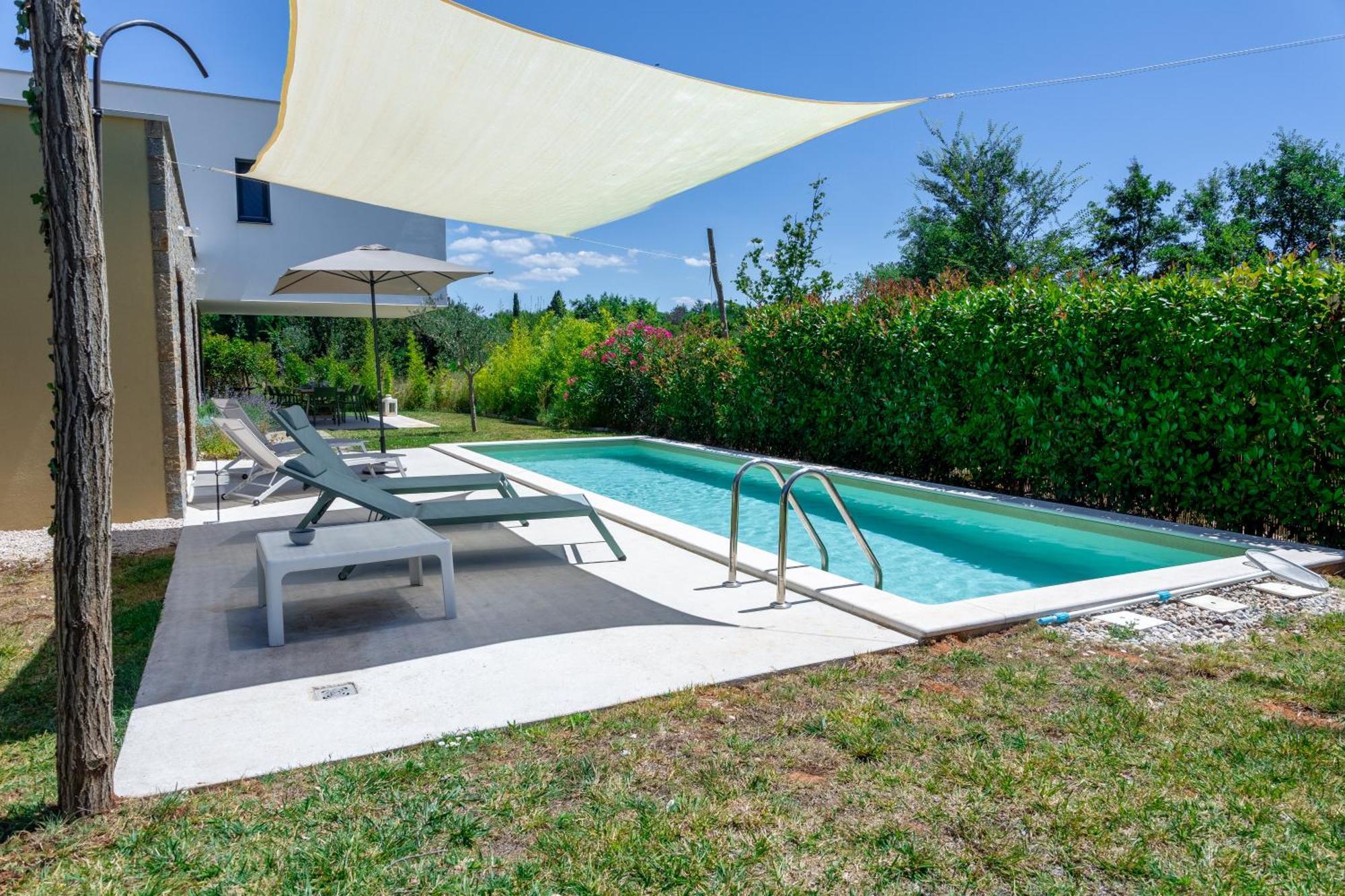 Zen - With Pool & Close To The Sea